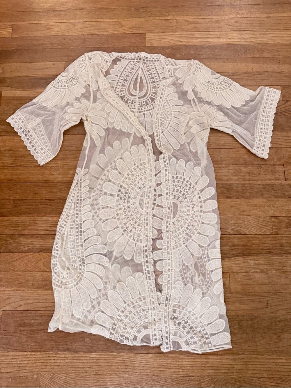 ADIVA Women's White Lace Midi Swimsuit Cover Up - Size M
 b69